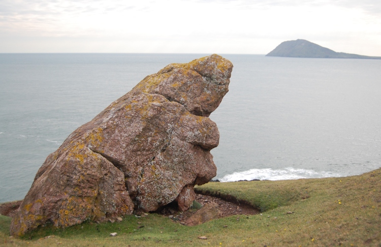 Click for the gallery page to add comments and vote (PID:33840) Maen Melyn (Lleyn)