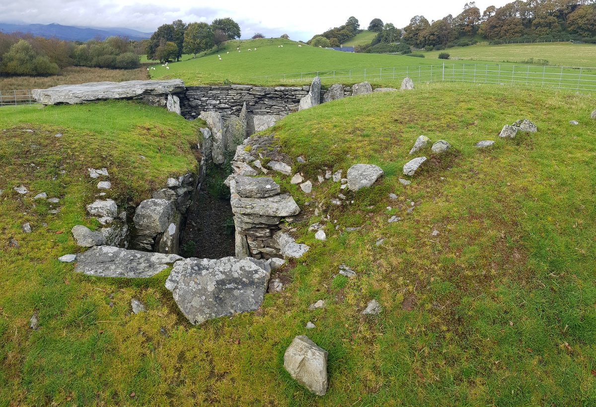 Looking from the original entrance towards the three chambers.