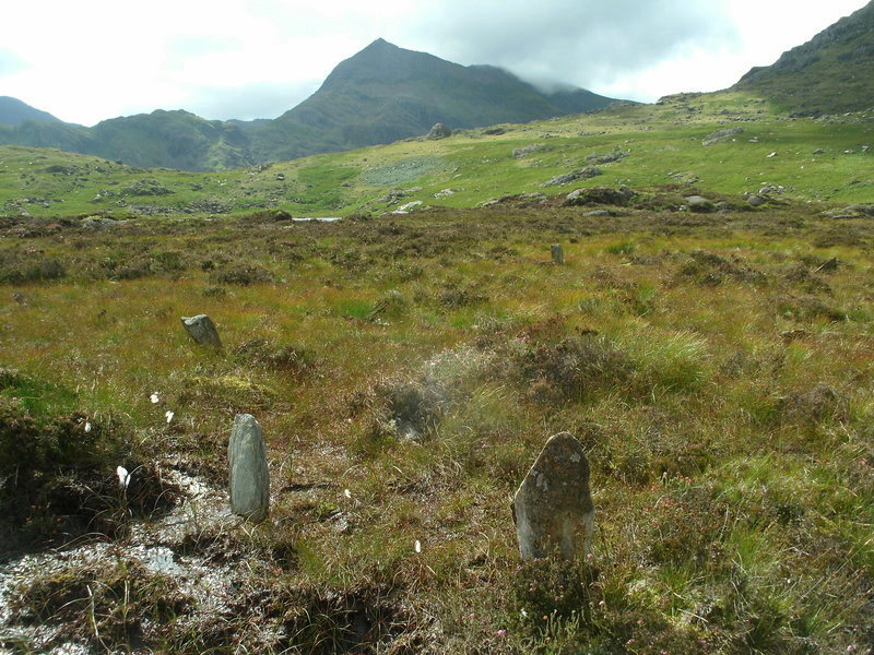 Click for full size image of Dyffryn Mymbyr (stone circle) (PID:143646) Dyffryn Mymbyr (stone circle)