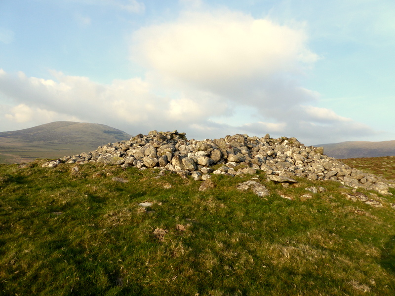 Cairns SE from Pont Fadog