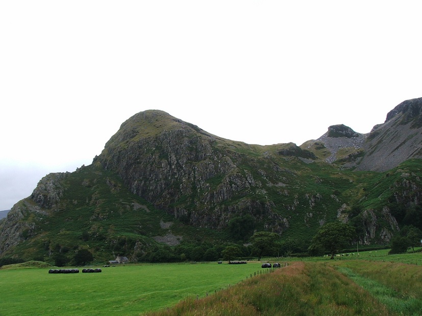 Click for the gallery page to add comments and vote (PID:96123) Craig Yr Aderyn