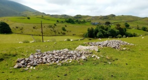Llys Bradwen burial cairn