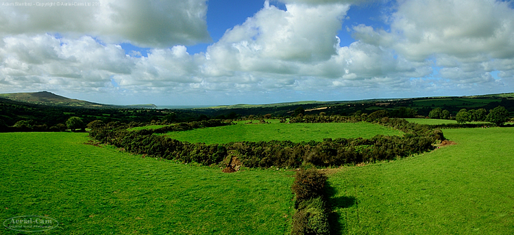 Click for the gallery page to add comments and vote (PID:99653) Castell Mawr (Pembrokeshire)