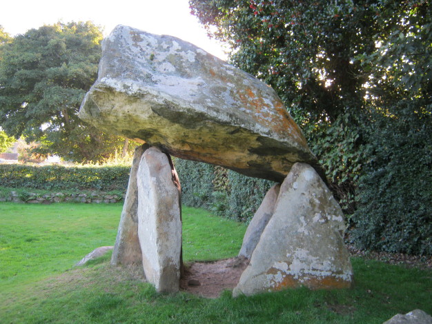 Carreg Coetan Arthur