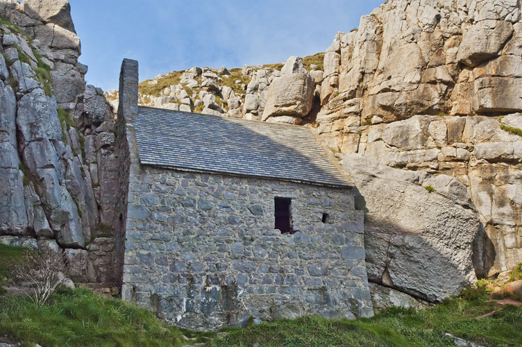 Click for the gallery page to add comments and vote (PID:72545) St Govan's Well