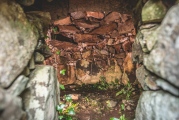 Tal-y-Gaer Farm Stone Chamber - PID:282996