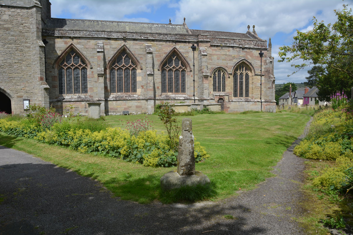 Click for the gallery page to add comments and vote (PID:230022) St Andrew's Church (Presteigne)