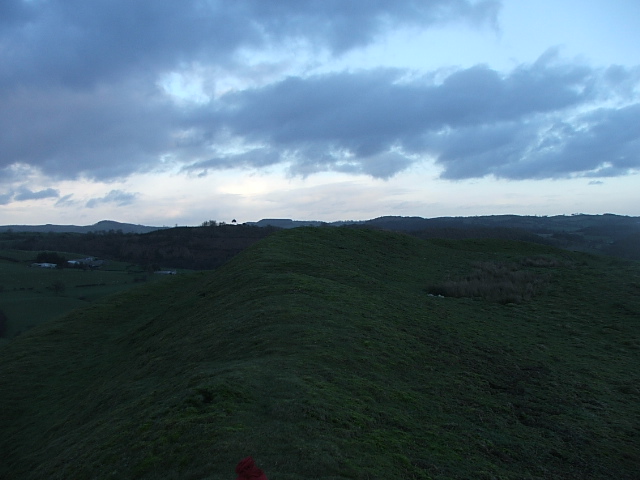 Llwyn Bryn Dinas