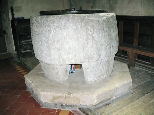 Click for the gallery page to add comments and vote (PID:40298) Old Radnor Church