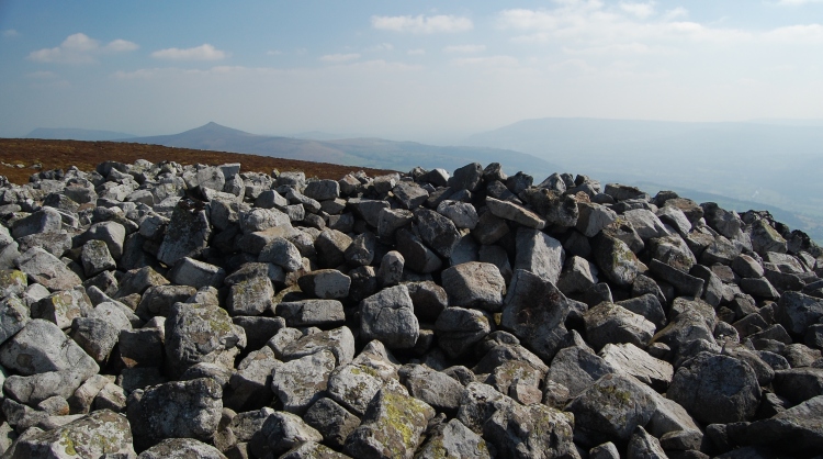 Click for the gallery page to add comments and vote (PID:28715) Pen Cerrig-calch
