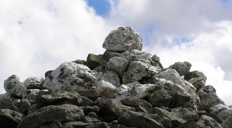 Click for the gallery page to add comments and vote (PID:43406) Drygarn Fawr