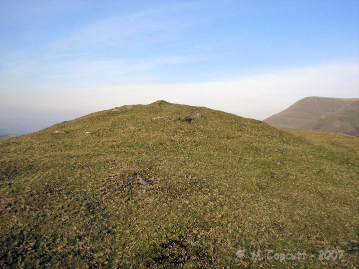 Click for the gallery page to add comments and vote (PID:34658) Bwlch Bach a'r Grib cairns