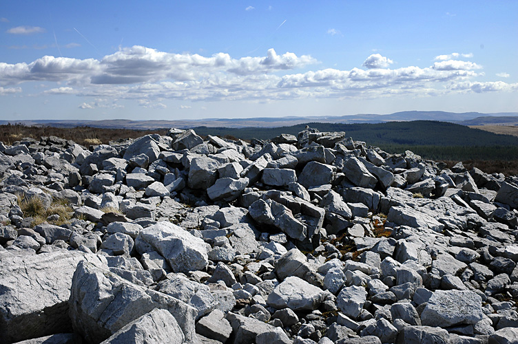 Click for the gallery page to add comments and vote (PID:102083) Saith Maen East Cairn
