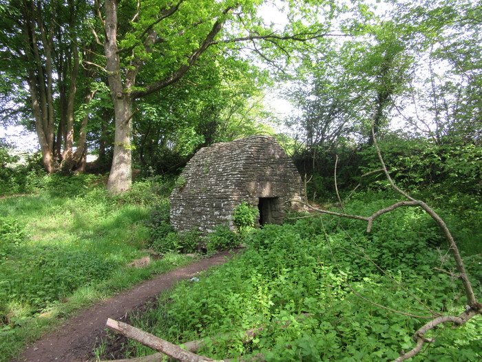 Click for the gallery page to add comments and vote (PID:181582) Maen-Du Well
