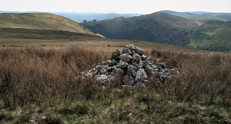 Bryn Round Cairn