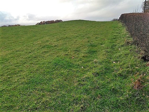 Click for the gallery page to add comments and vote (PID:188200) Castle Hill Round Barrow 1 (Powys)